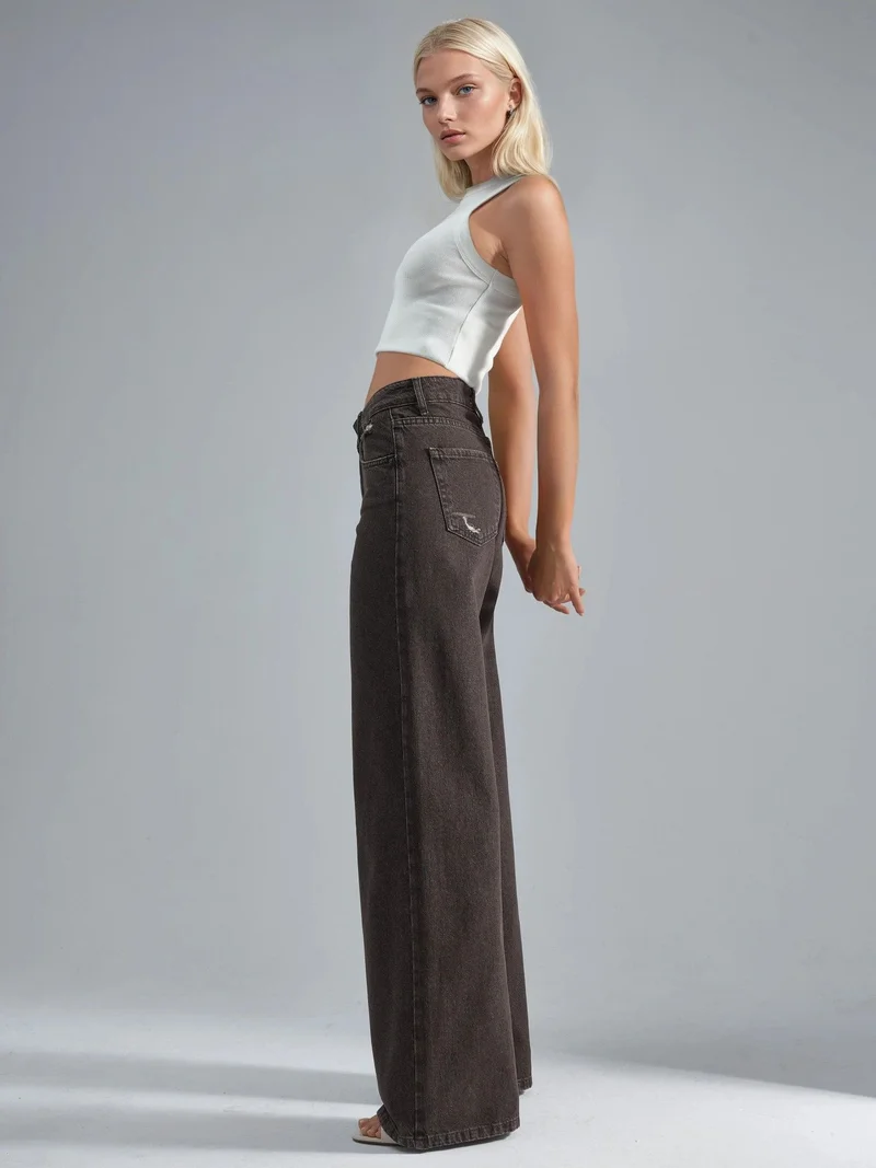 هيكاب جينز سكالو واسع الساق عالي الخصر بتصميم التسعينيات